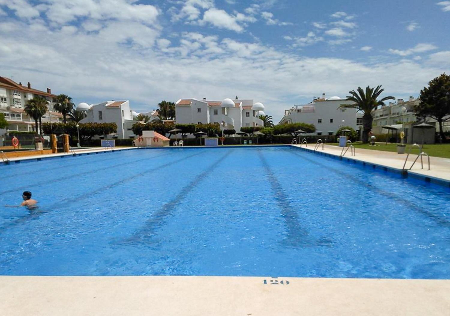 Moderno Playa Laguna *