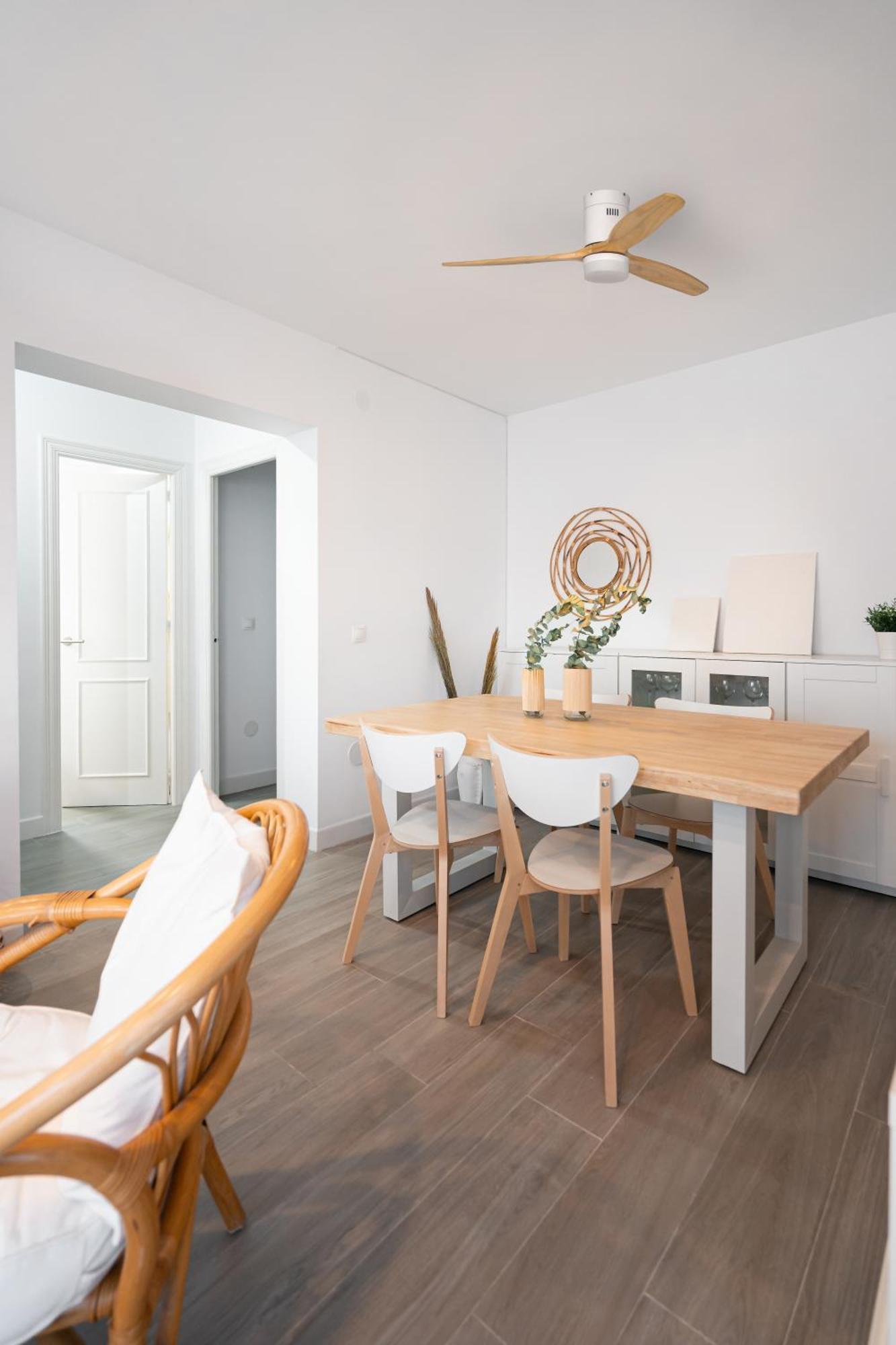 Moderno Playa Laguna Apartamento